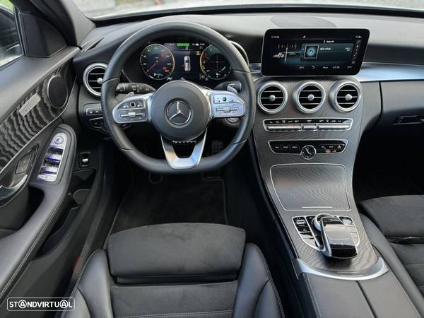 Mercedes-Benz C 300 de AMG Line - 21