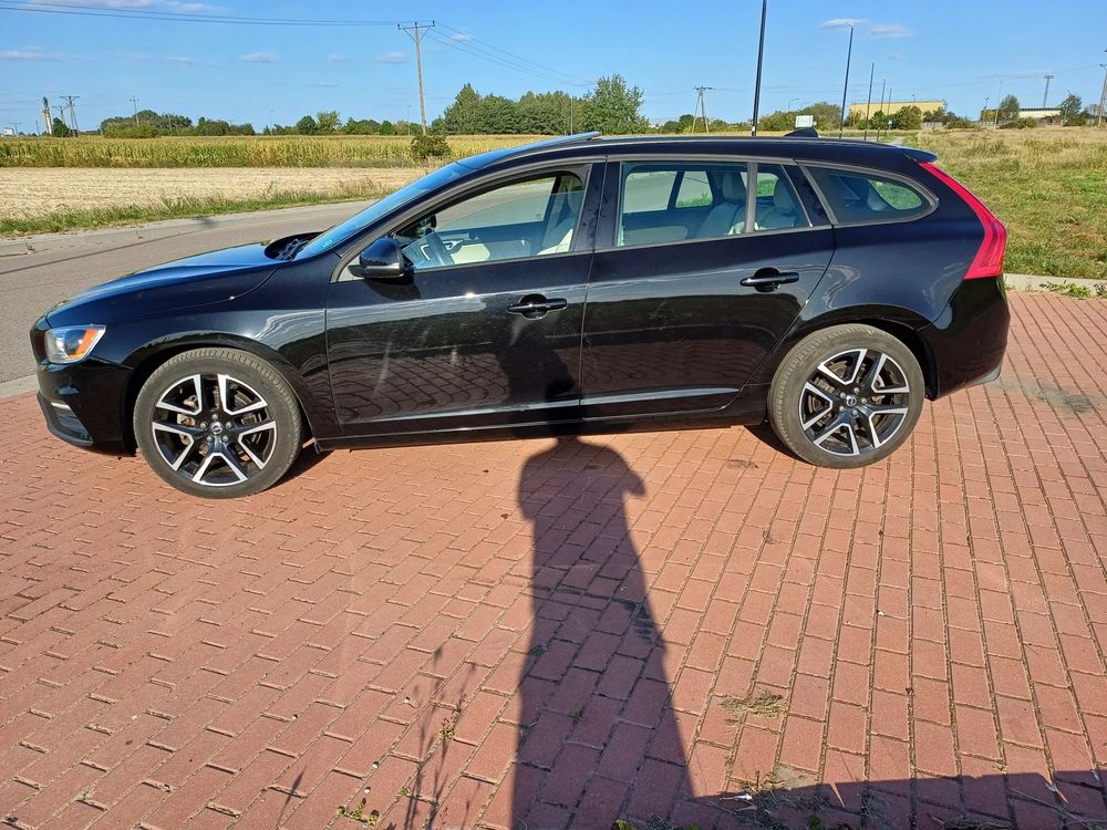Volvo V60 I T5 Drive-E Dynamic Edition (Momentum) 2018