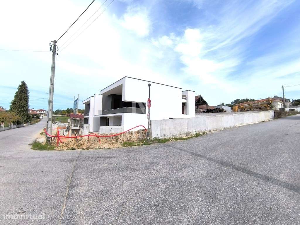 Moradia T3 nova para venda em Lanheses - Viana do Castelo - Grande imagem: 1/20