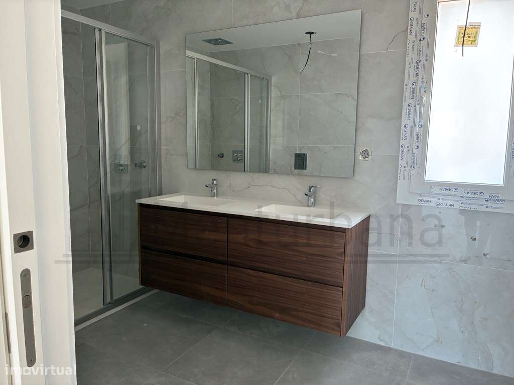 FANTÁSTICA MORADIA COM PISCINA EM MANIQUE - CASCAIS-43