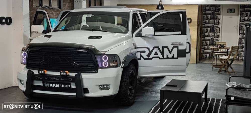 Dodge RAM - 48