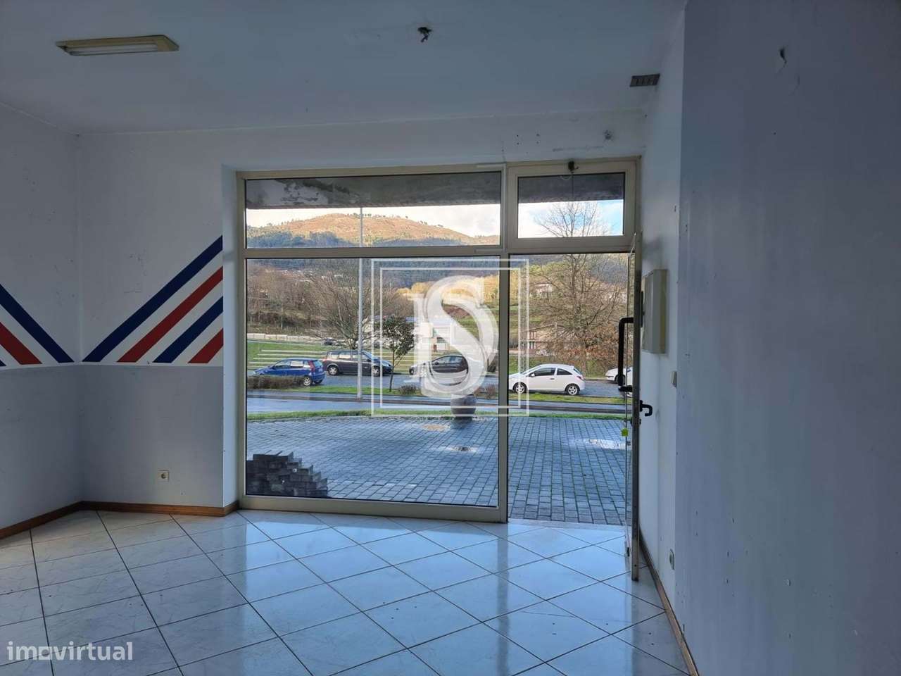 Loja Não definido em Vieira do Minho-6