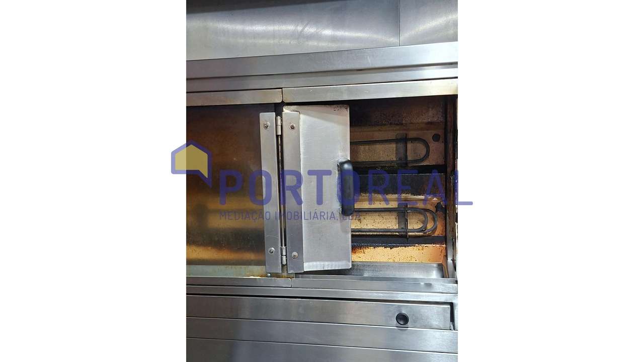 Trespasse Pastelaria em Fânzeres-26