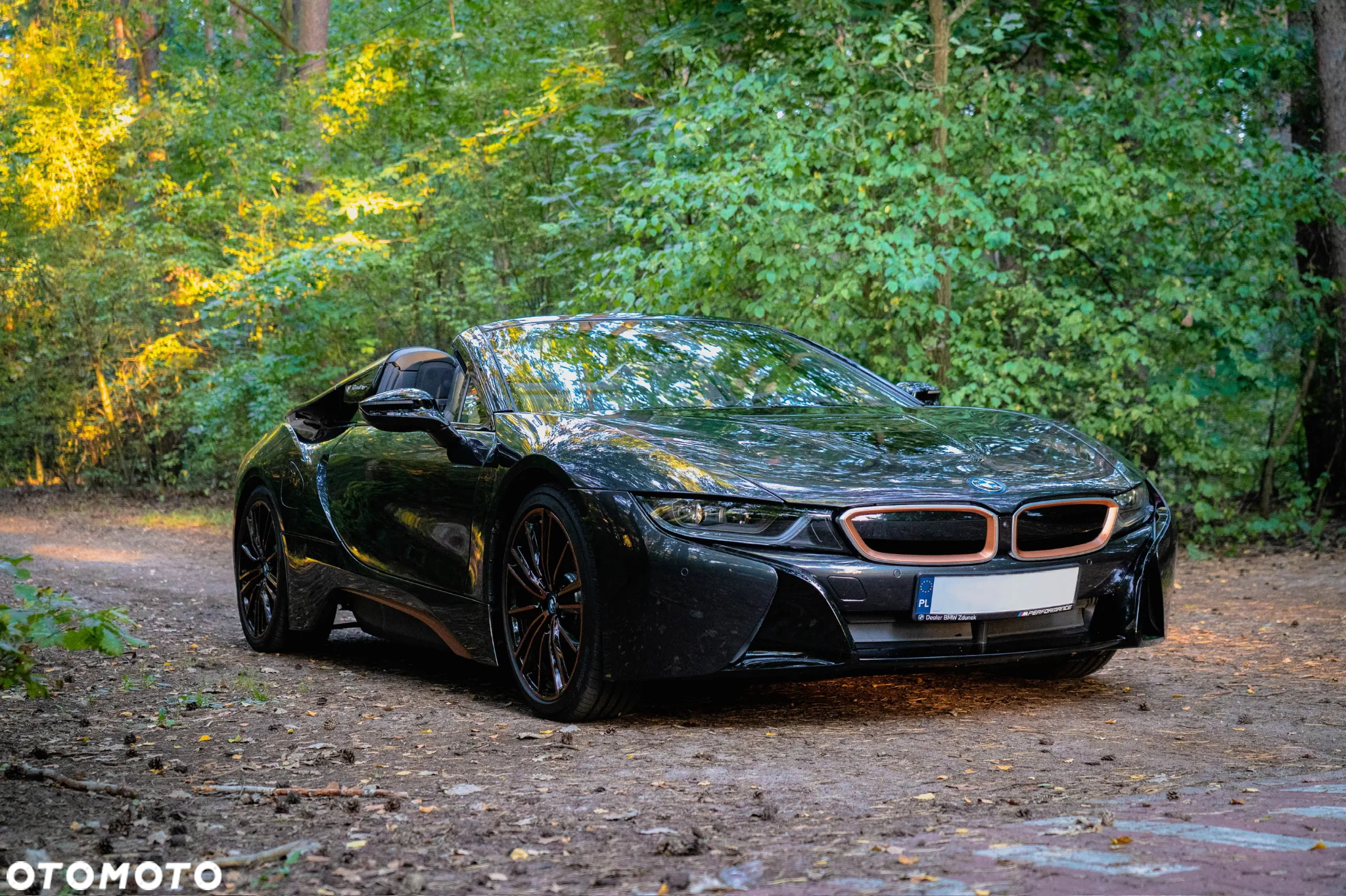 BMW i8 Roadster - 28