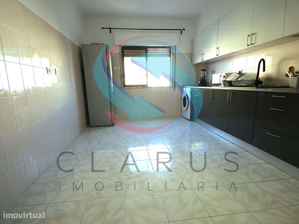 APARTAMENTO T2 AMORA/PAIVAS-3