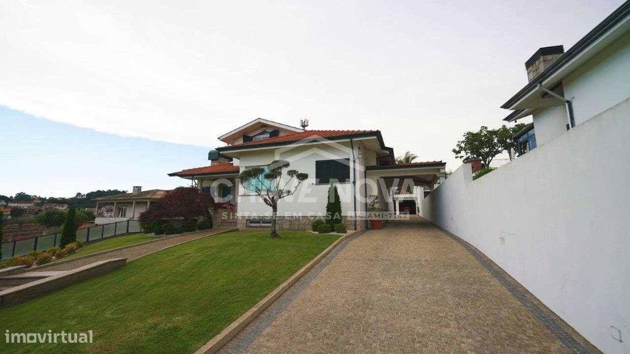 Moradia Isolada V4 c/ Piscina em Jovim (Gondomar) - Grande imagem: 2/16