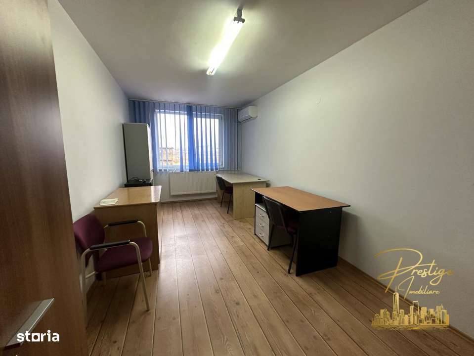 Birou individual de inchiriat la intrare pe Calea Borsului - Oradea - Imagine principală: 2/14