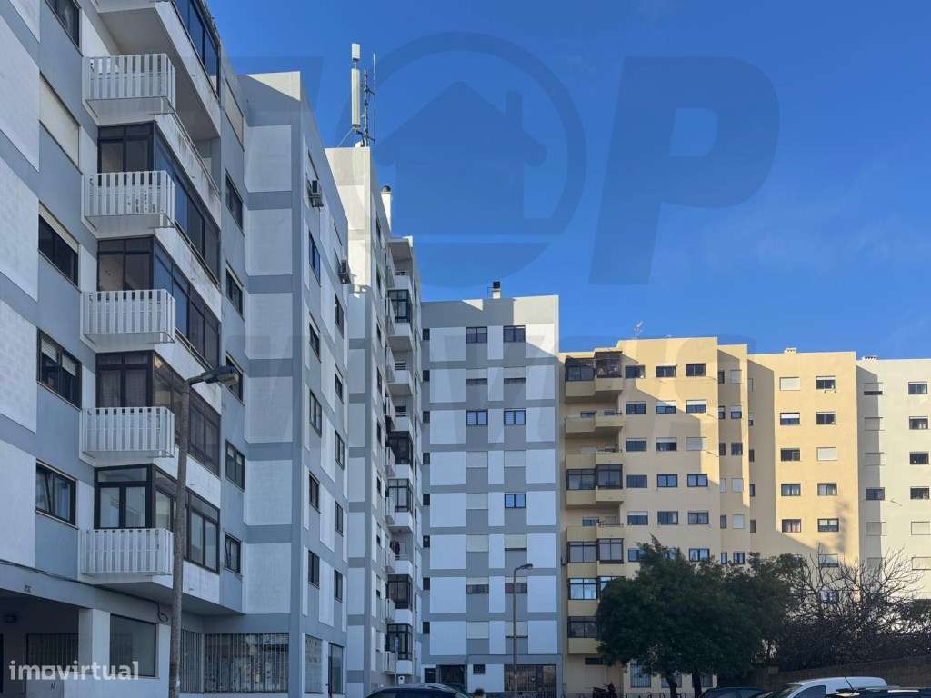 Apartamento T3 para remodelar - CARCAVELOS - 470.000€-5