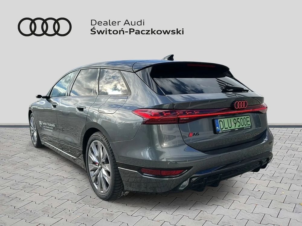 A6 e-tron Avant Performance 367KM Demo