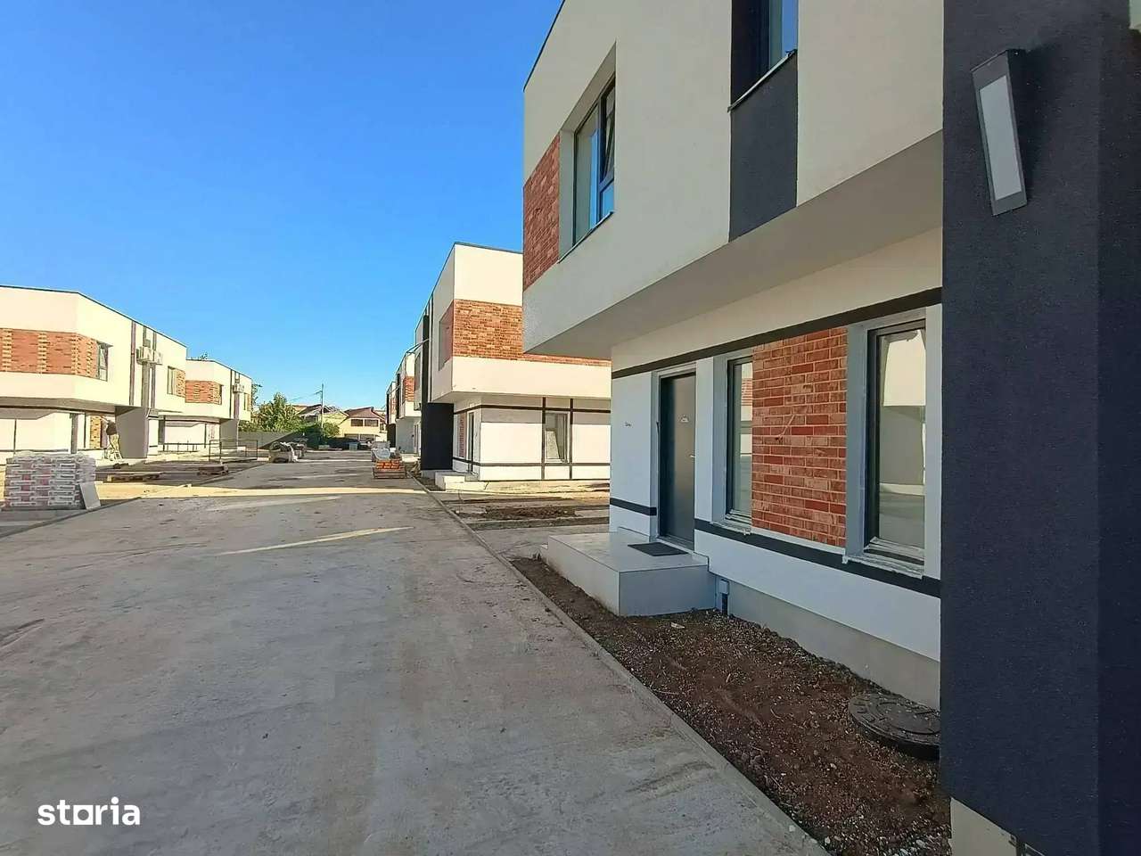 Spatiu, liniste si o curte numai a ta! Duplex elegant - Imagine principală: 5/20