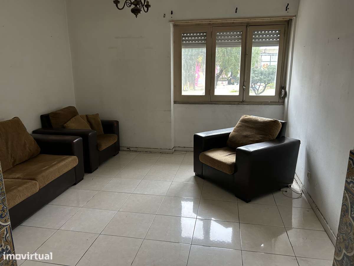 T2 Odivelas centro - Grande imagem: 2/9