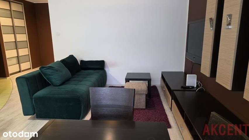 Lokal 3-pokojowy z garażem, tarasem i ogródkiem-2