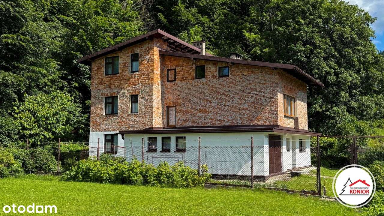 Dom z ogrodem w atrakcyjnej lokalizacji blisko wyciągów .-6