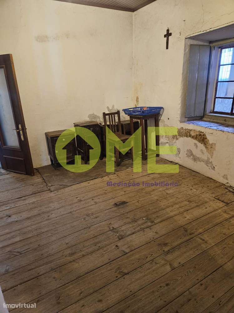 Moradia  para Remodelação entre Ourém e Fátima - Grande imagem: 4/14