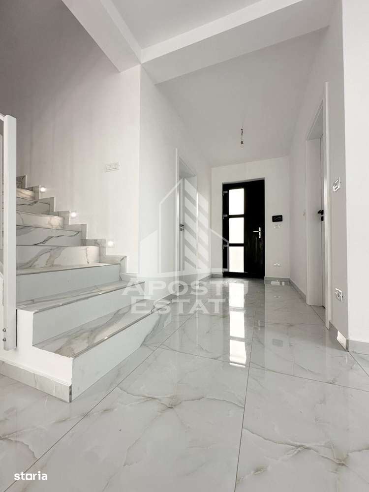 Duplex cu 5 camere, despartit prin camera tehnica, finalizat la asfalt - Imagine principală: 5/20