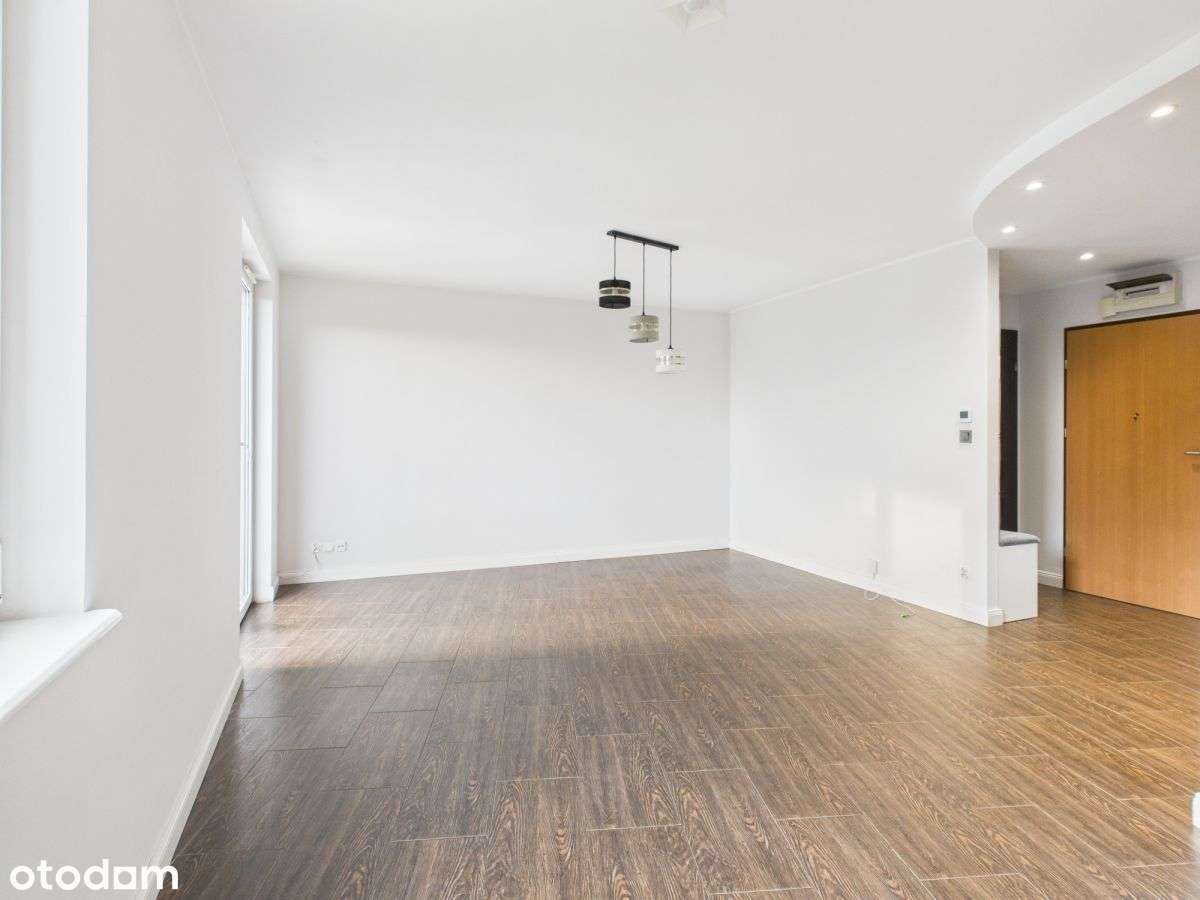 Nowoczesne M3 z ogrodem w spokojnej części Wejhero-1