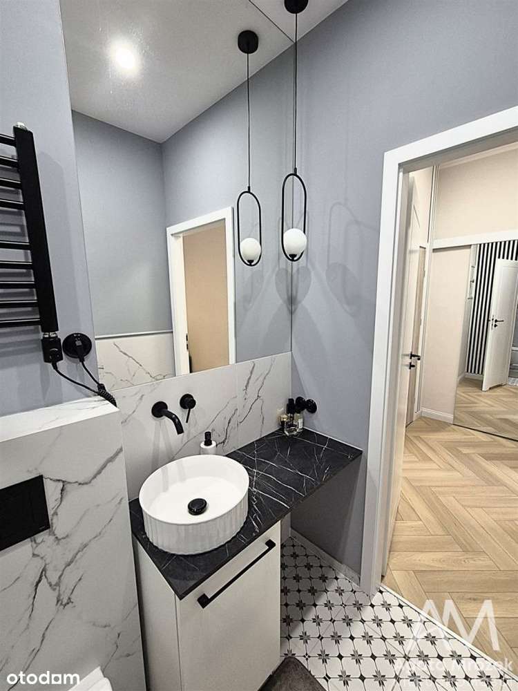 Urocze 2 pok,aneks kuchenny,media miejskie,loggia-12