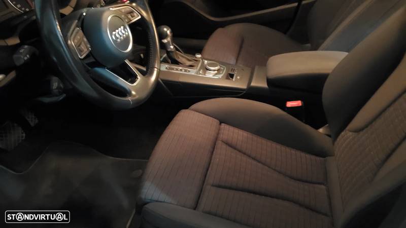 Audi A3 Limousine 1.6 TDI Design S tronic - 21