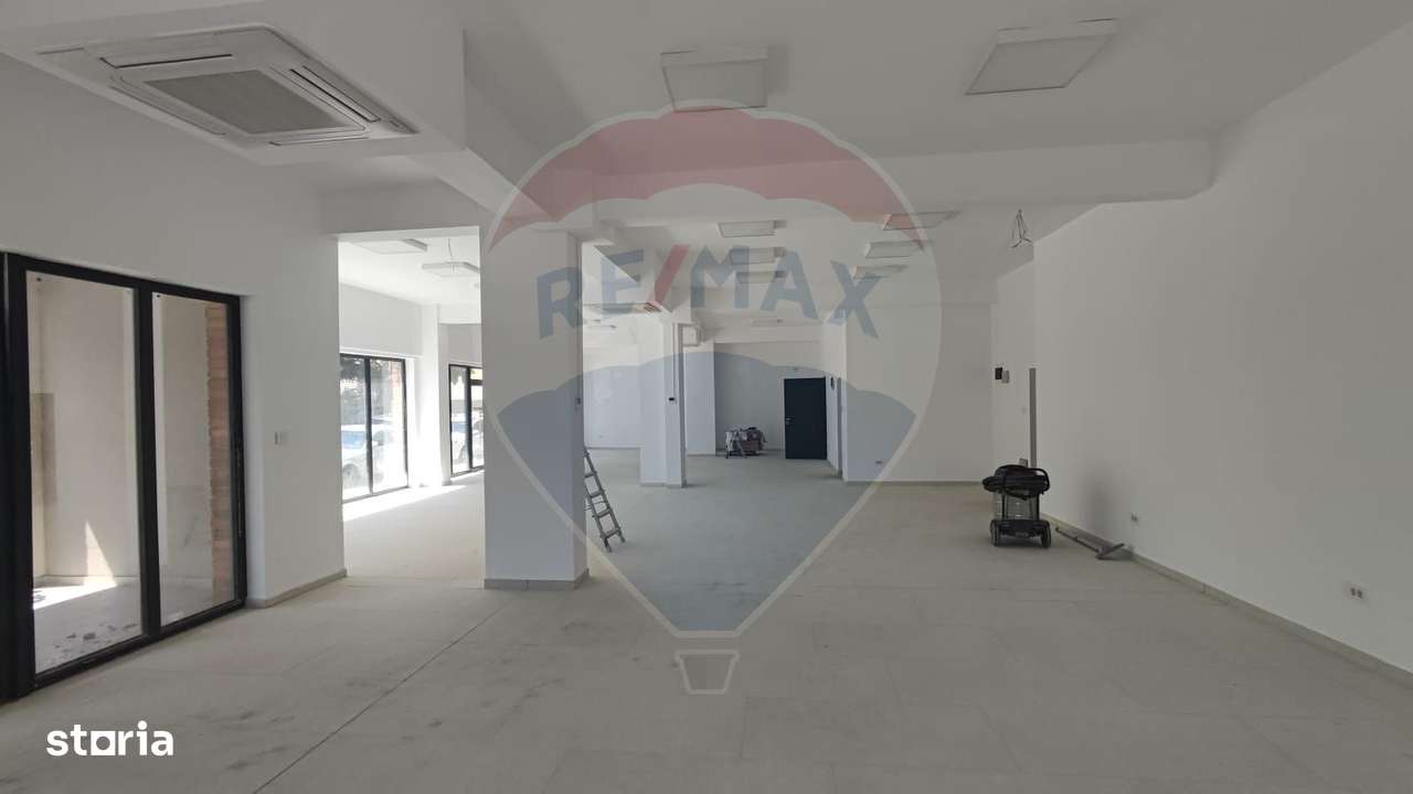 Spațiu comercial ori birouri de închiriat, zona ultracentrală, Oradea - Imagine principală: 5/15