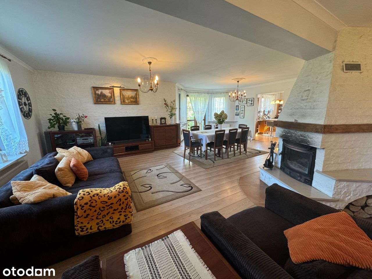 Przestronny dom jednorodzinny z garażem!-6