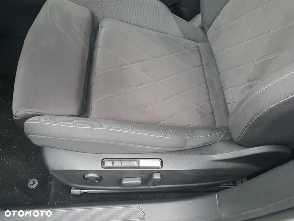 Volkswagen Golf 1.5 TSI OPF Style - 8