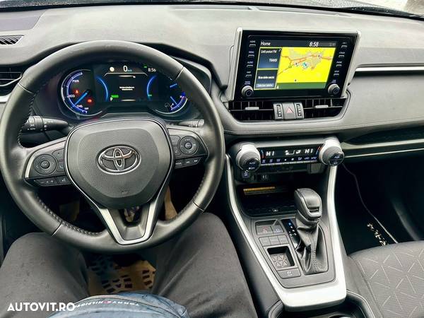 Toyota RAV4 2.5 Hybrid VVT-iE 4x2 Dynamic - 8