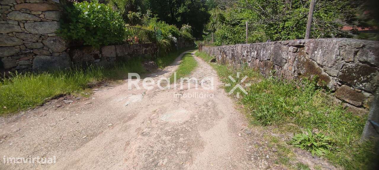 Terreno c/ Viabilidade Construtiva em Ruivães - Vieira do Minho-10