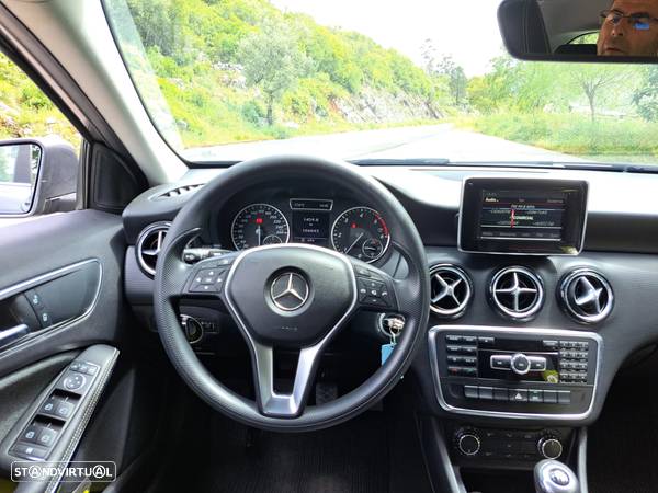 Mercedes-Benz A 180 d BlueEFFICIENCY Edition Style - 15