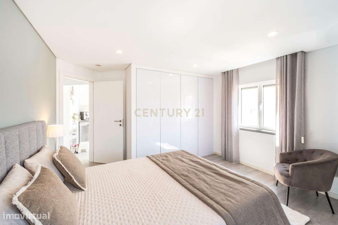 Apartamento T2 Totalmente Remodelado |  No centro da vila de Mafra-11