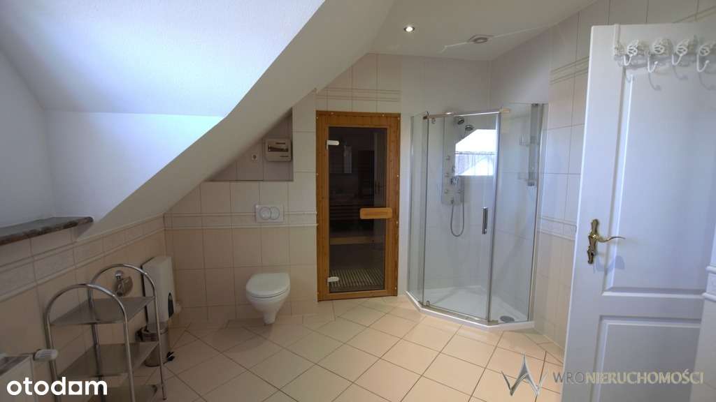 Kąty Wrocławskie - dom 220 m2 - 3 mieszkania-11