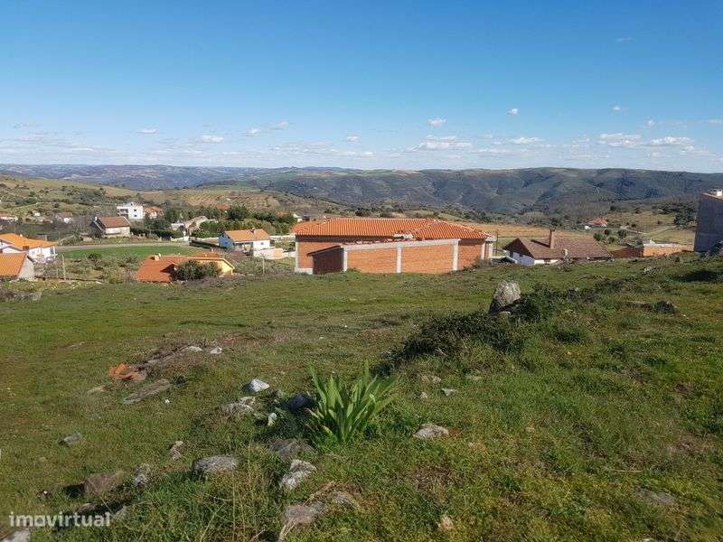 Terreno para construção - Grande imagem: 2/5