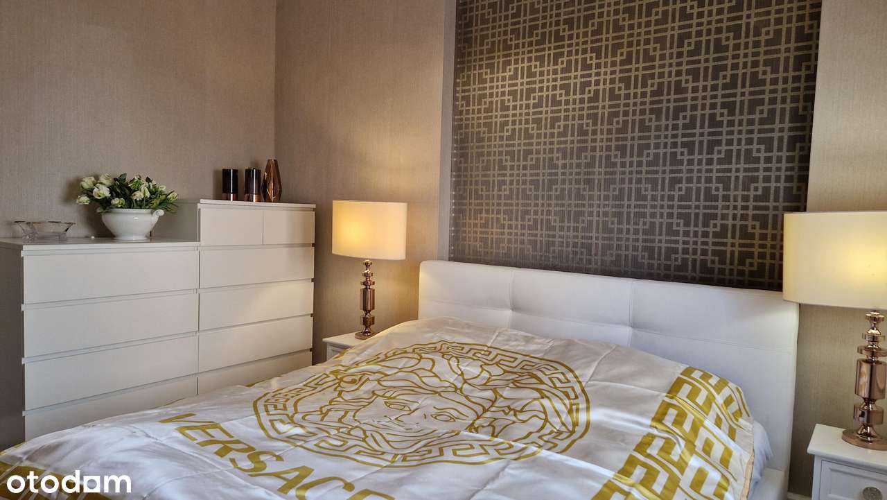 Stylowy apartament w kamienicy z loggią-6