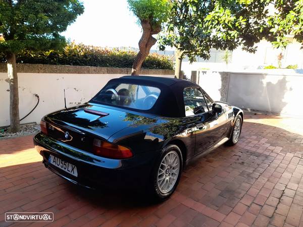 BMW Z3 1.9 - 18