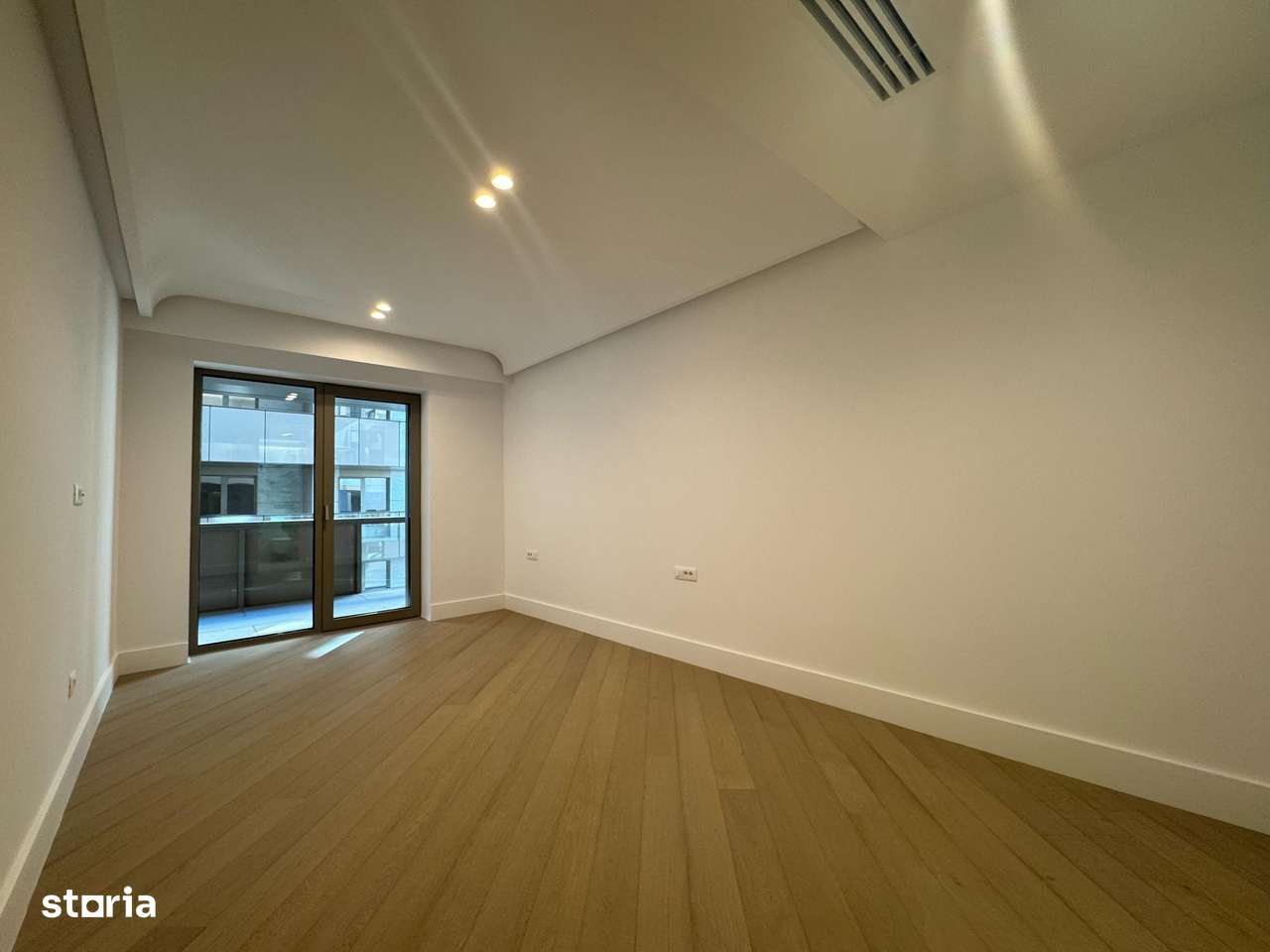 3 CAMERE LUX| 90 mp -Cortina 126| EROU IANCU NICOLAE - Imagine principală: 5/20