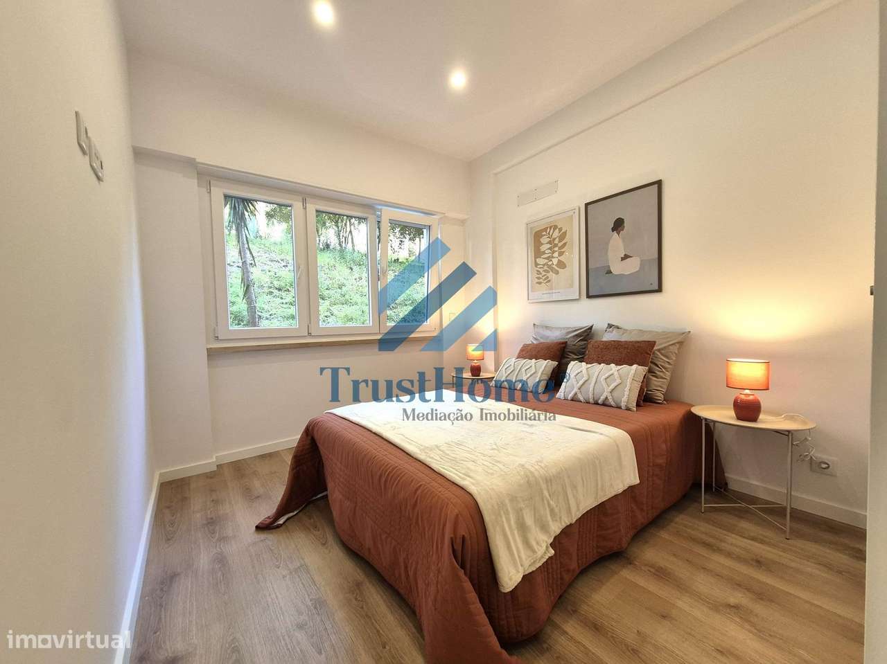 T2 Totalmente Remodelado c/ arrecadação 27m2 Benfica Lisboa-15