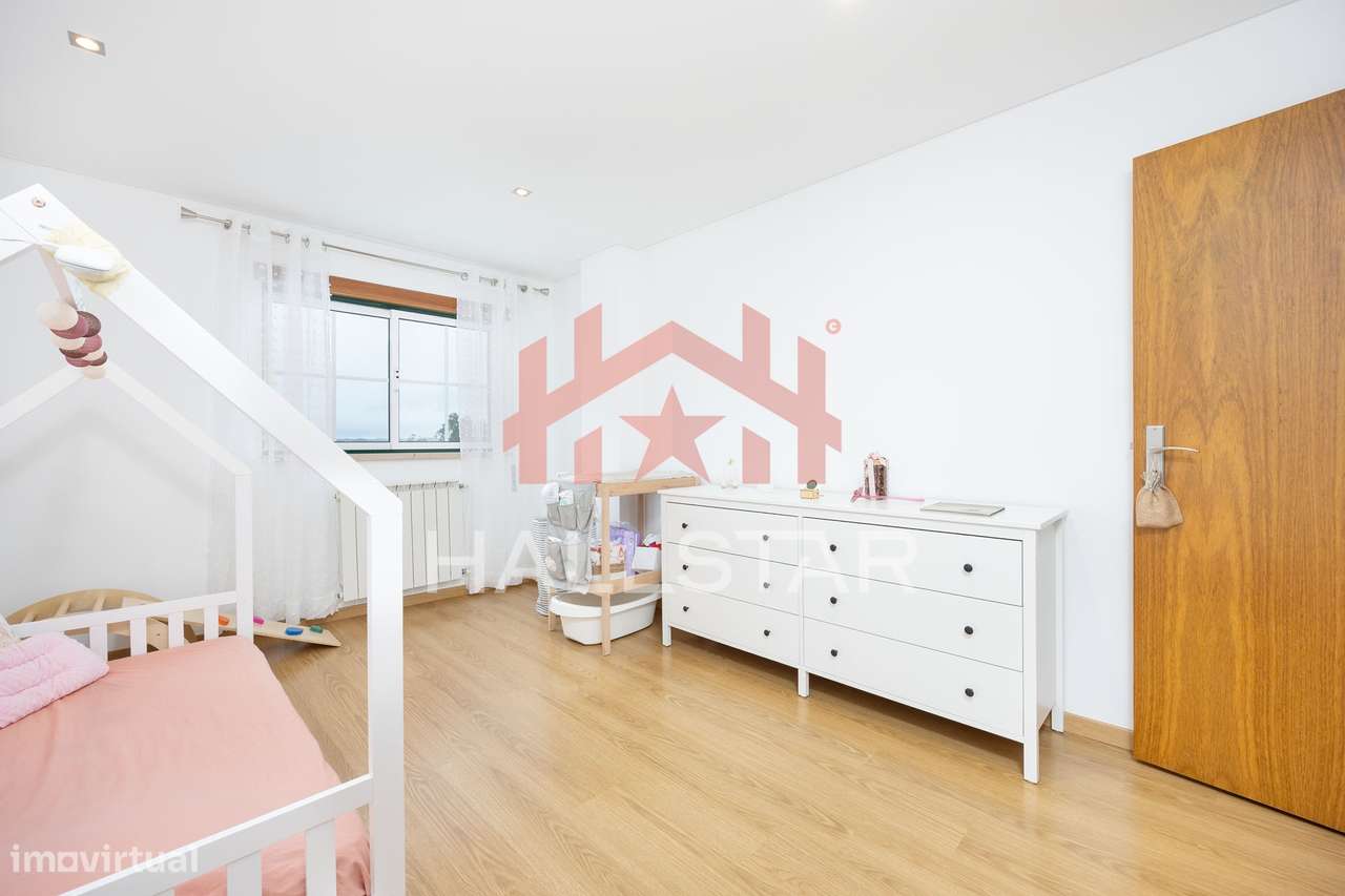 Apartamento T2+1 Duplex / Casal dos Matos-24