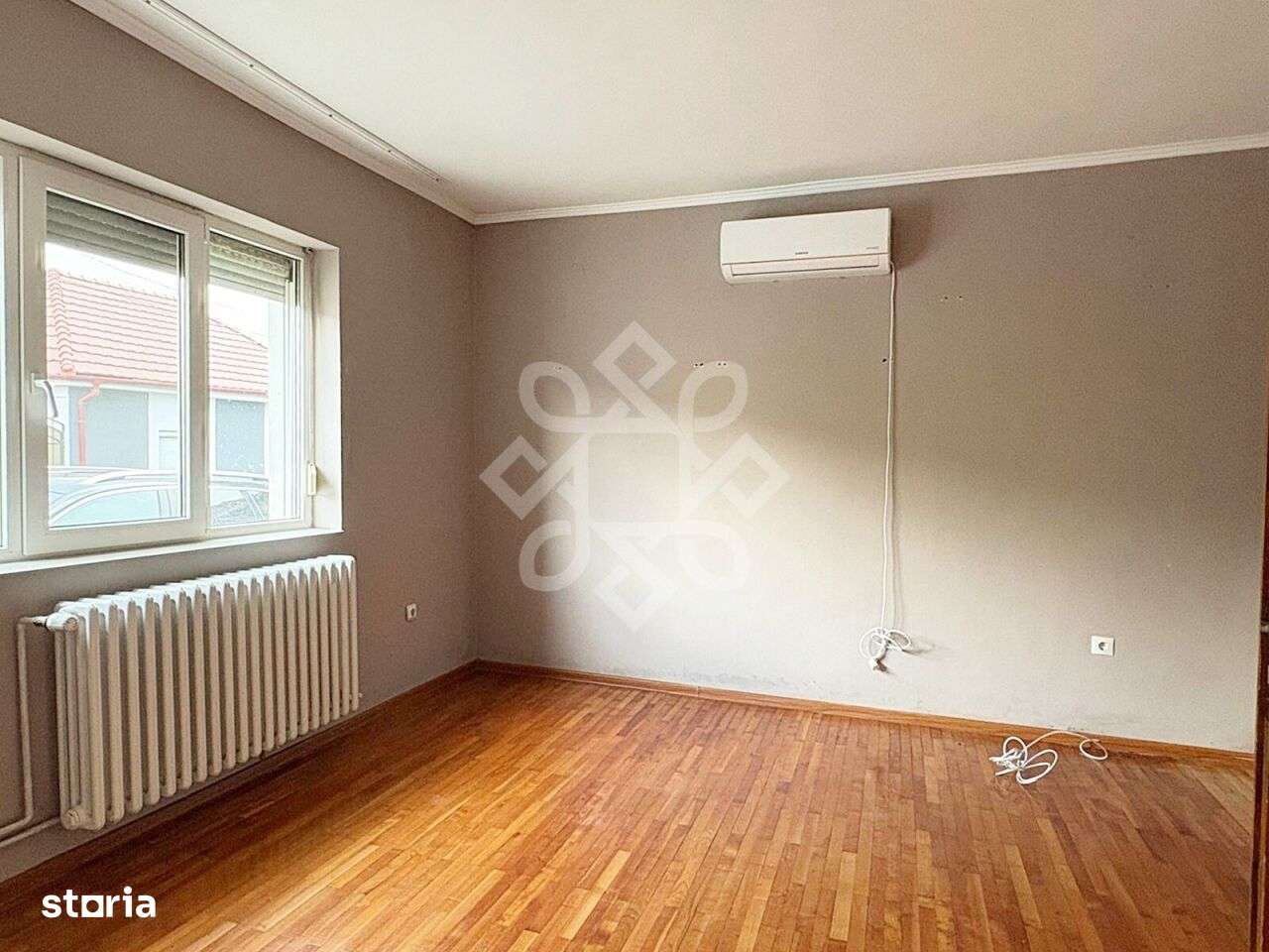 Casa de vanzare in Iosia, teren 839 mp - Imagine principală: 5/20