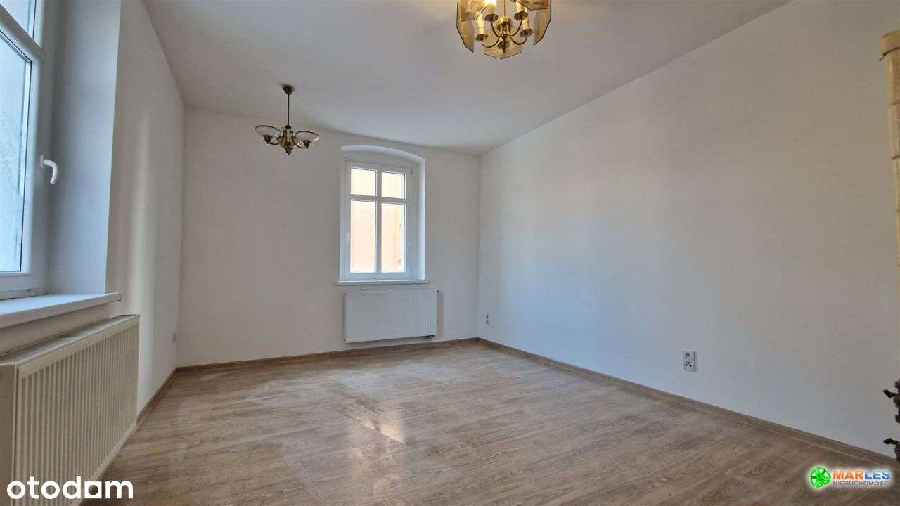 Mieszkanie, 28,38 m², Jelenia Góra-1