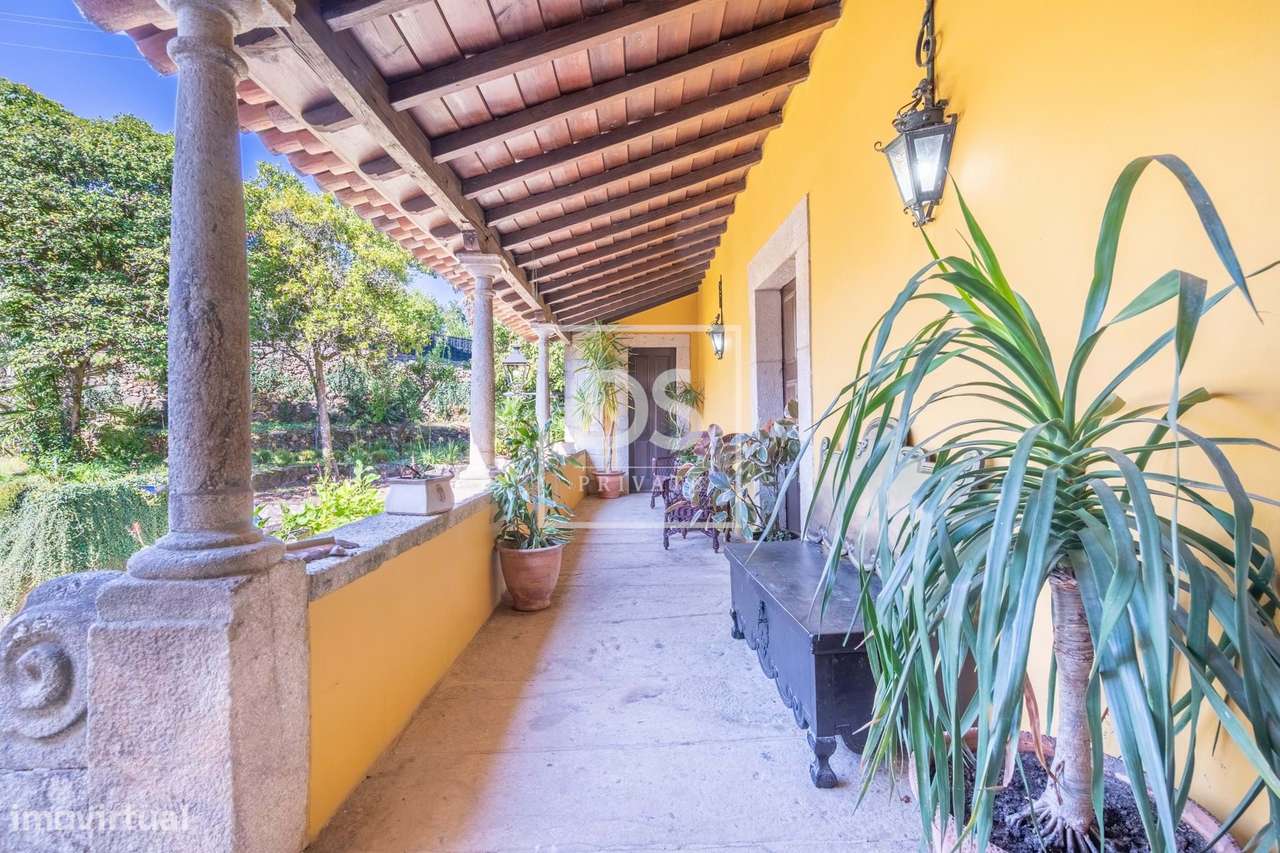 Quinta de Santo António – Propriedade Histórica com Potencial Único em-6