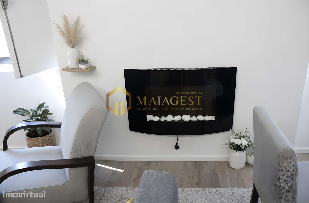 Excelente T1 Duplex Mobilado no Centro de Vila Nova de Gaia - Grande imagem: 3/14