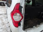 DACIA DUSTER DV369 BIALY LISTWA PROGOWA PRAWA ROZNE  CZESCI - 24