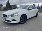 Volvo V60 D3 Geartronic R-Design - 16