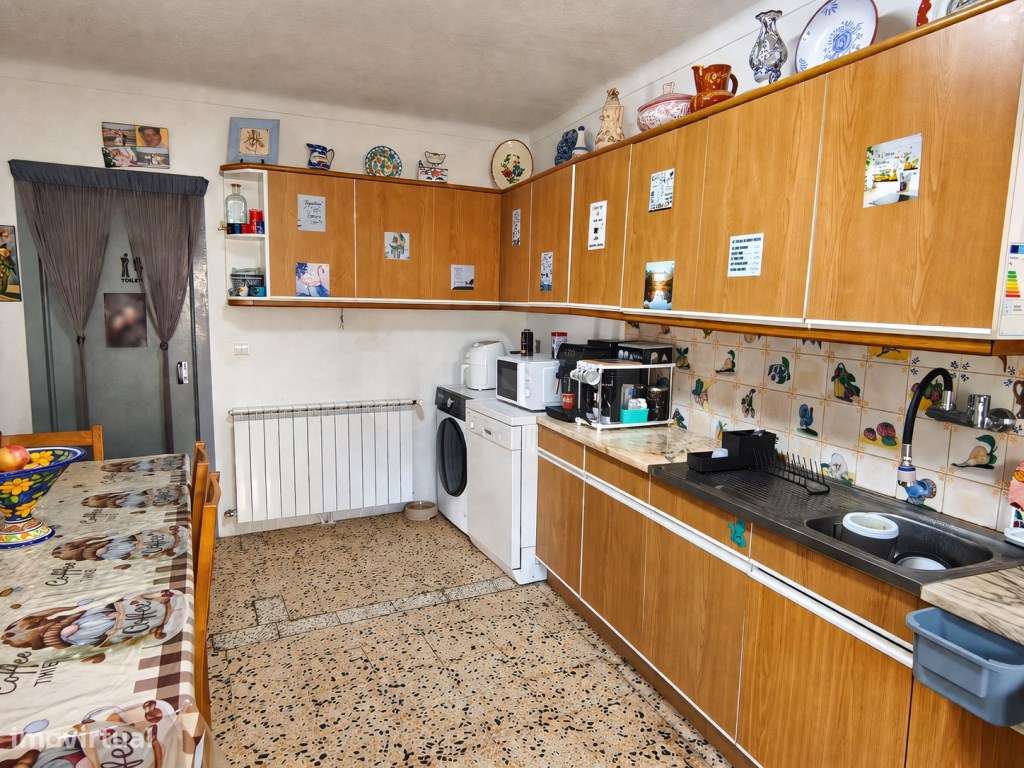 À primeira vista é uma casa como tantas outras. Na prática, é muito...-22