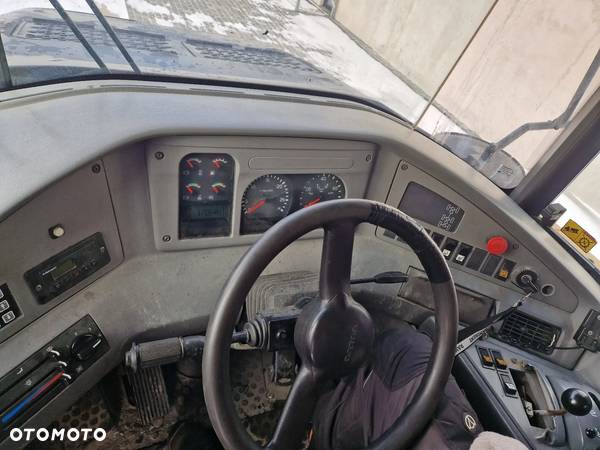 Volvo A25D, R330 - 11