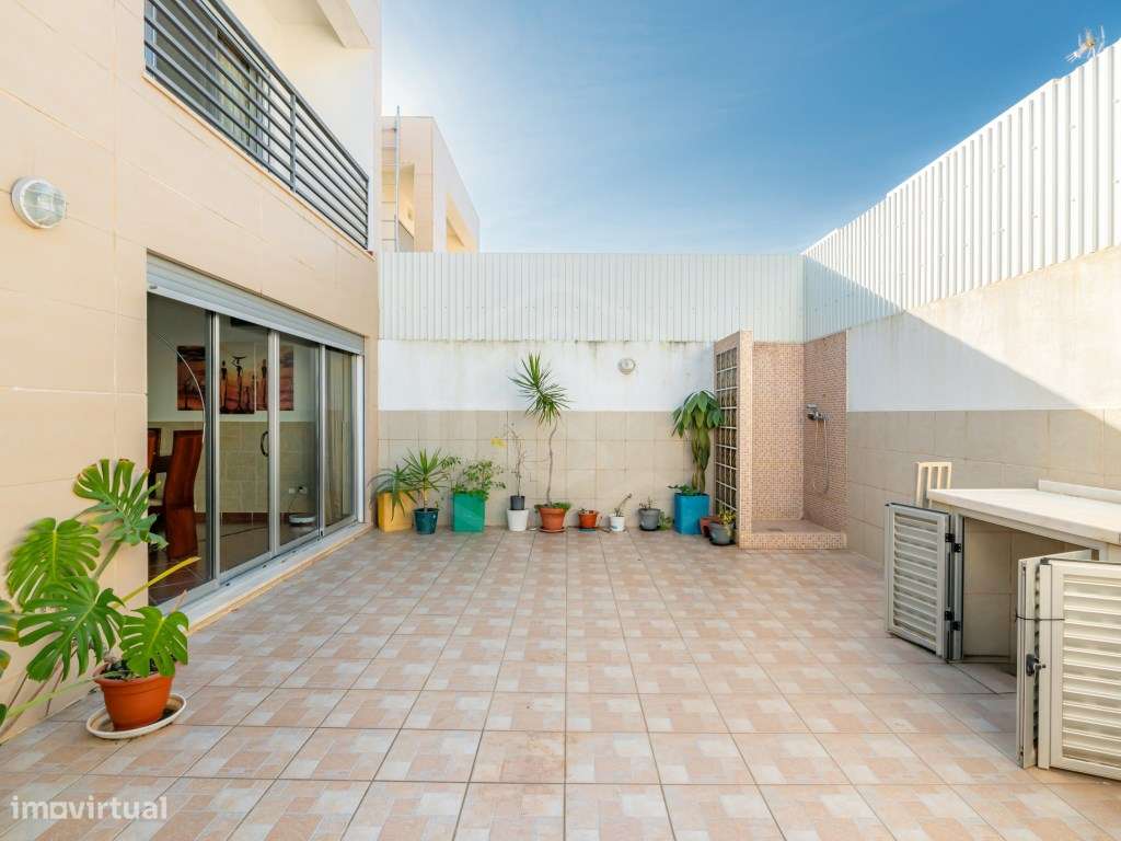 Moradia T4 totalmente equipada em Vila Real de Santo António, Algarve - Grande imagem: 2/27