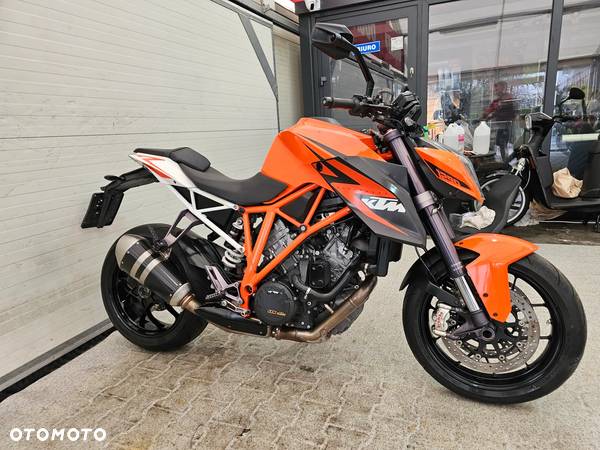 KTM Super Duke - 11