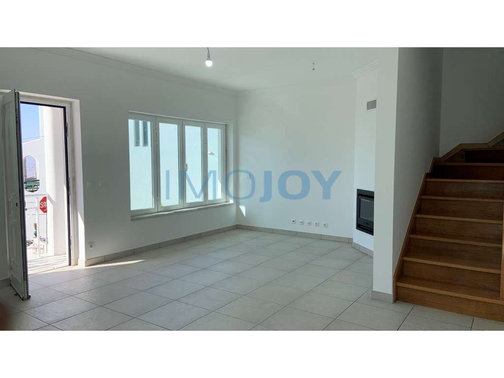 Excelente Moradia T3 na Ericeira com Jardim e Churrasqueira - Grande imagem: 4/48