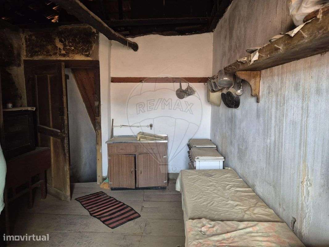 Moradia T4 para venda - Grande imagem: 5/8