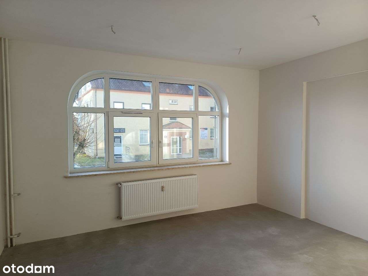 Mieszkanie na parterze , w pobliżu portu.-5