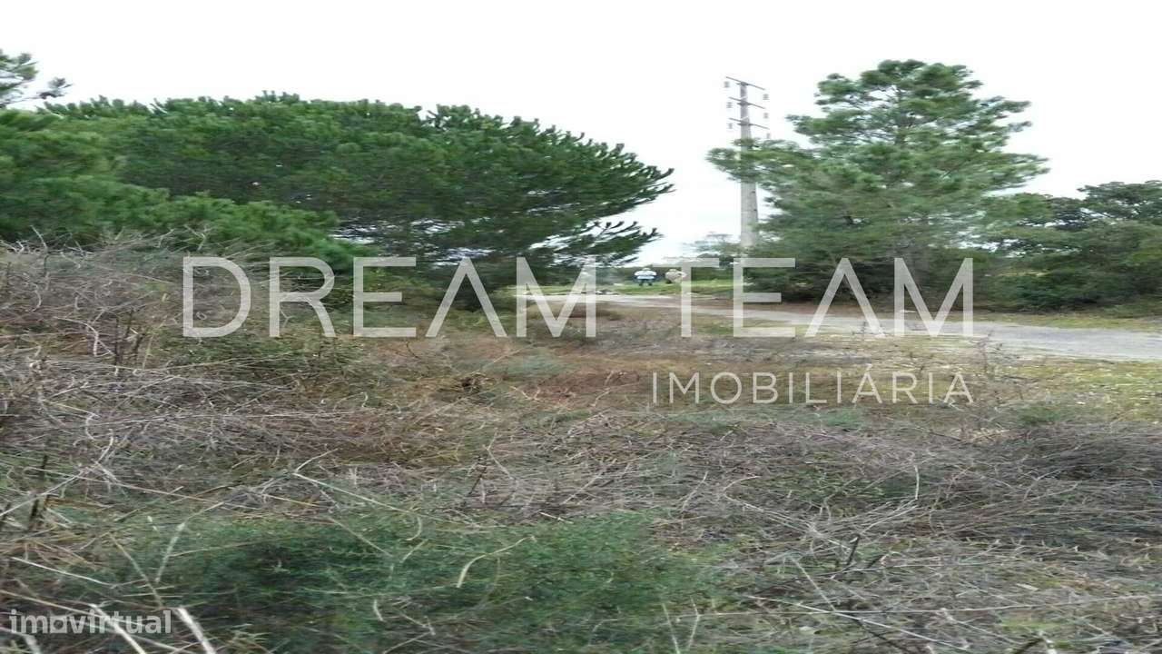 Terreno Urbano para Construção – Palhais-Coina | Viabilidade para 27 F-11